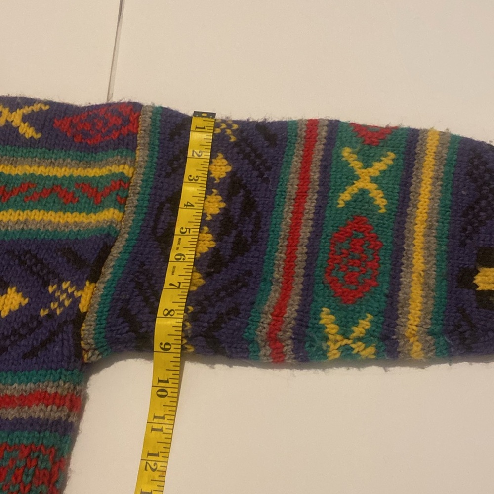 Stunning Vintage Hand Knit Boxy Colorful Sweater - Picture 10 of 10